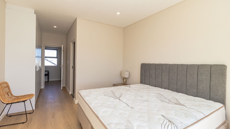 To Let 4 Bedroom Property for Rent in Sandown Western Cape